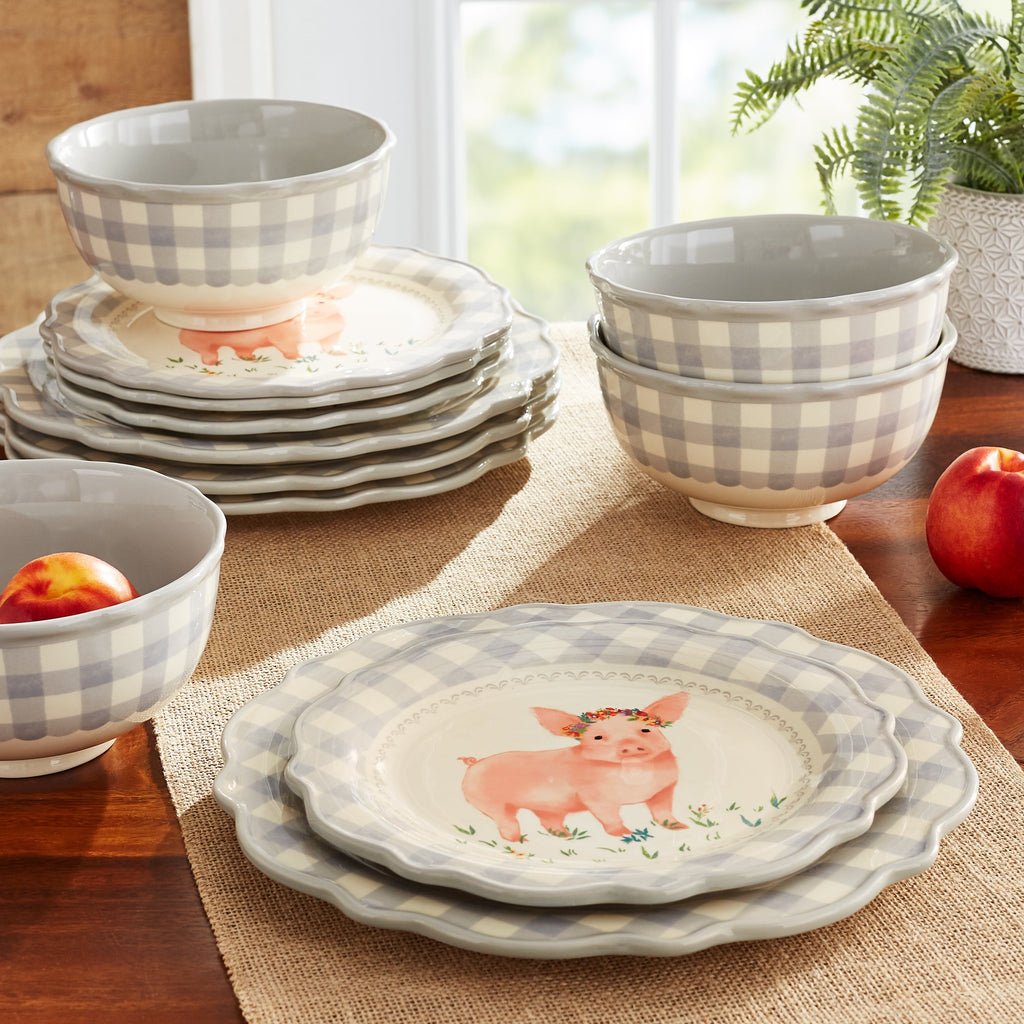 Dinnerware set in gray view 3