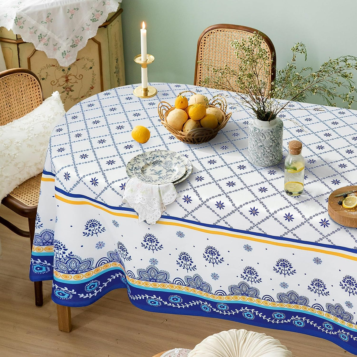 Tablecloth in blue view 4