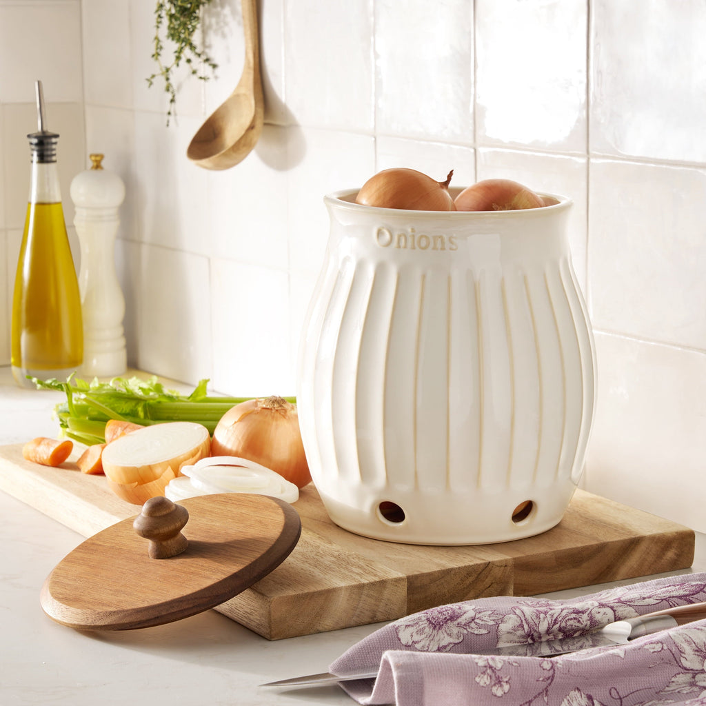 Onion keeper in white view 2