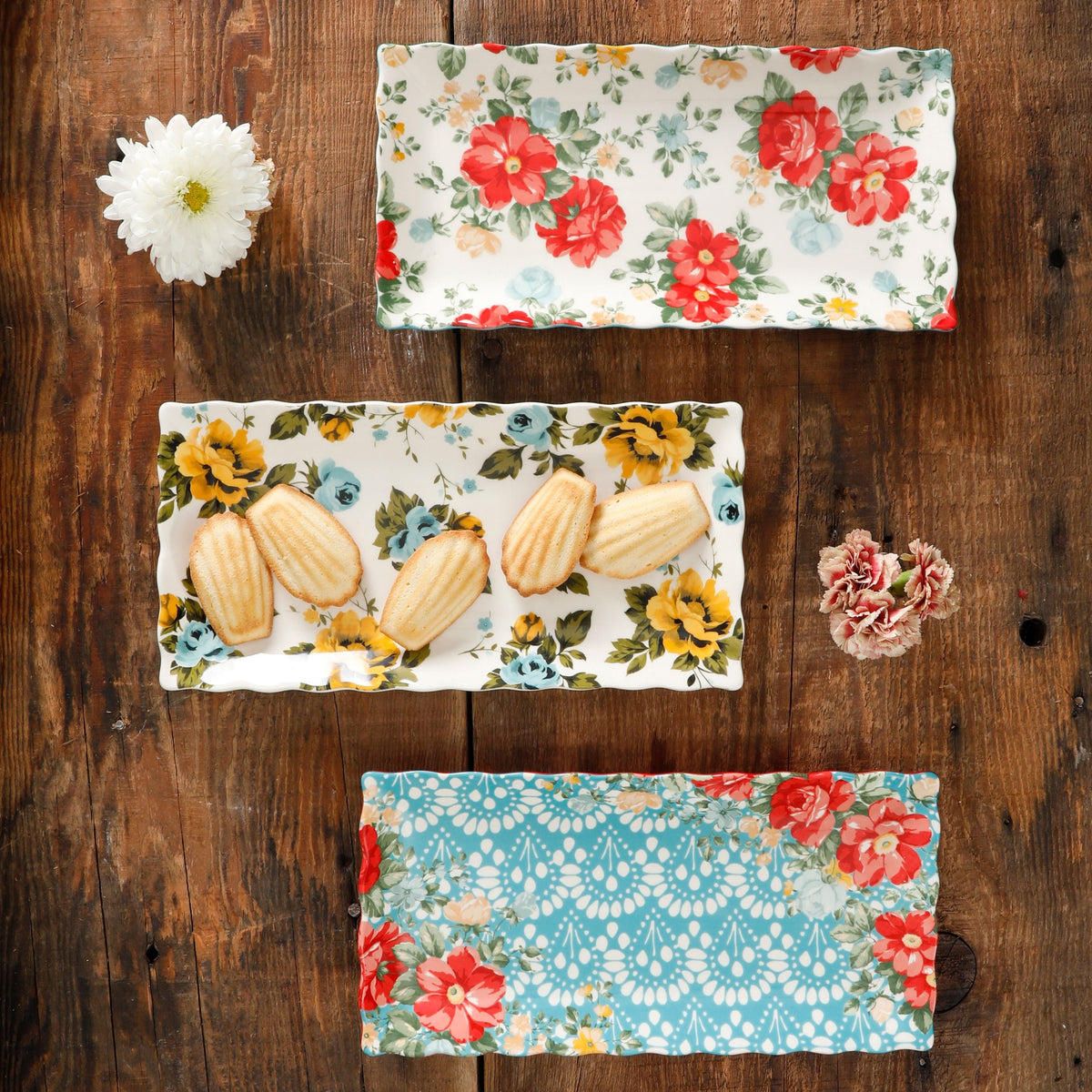 Serving platter set view 2