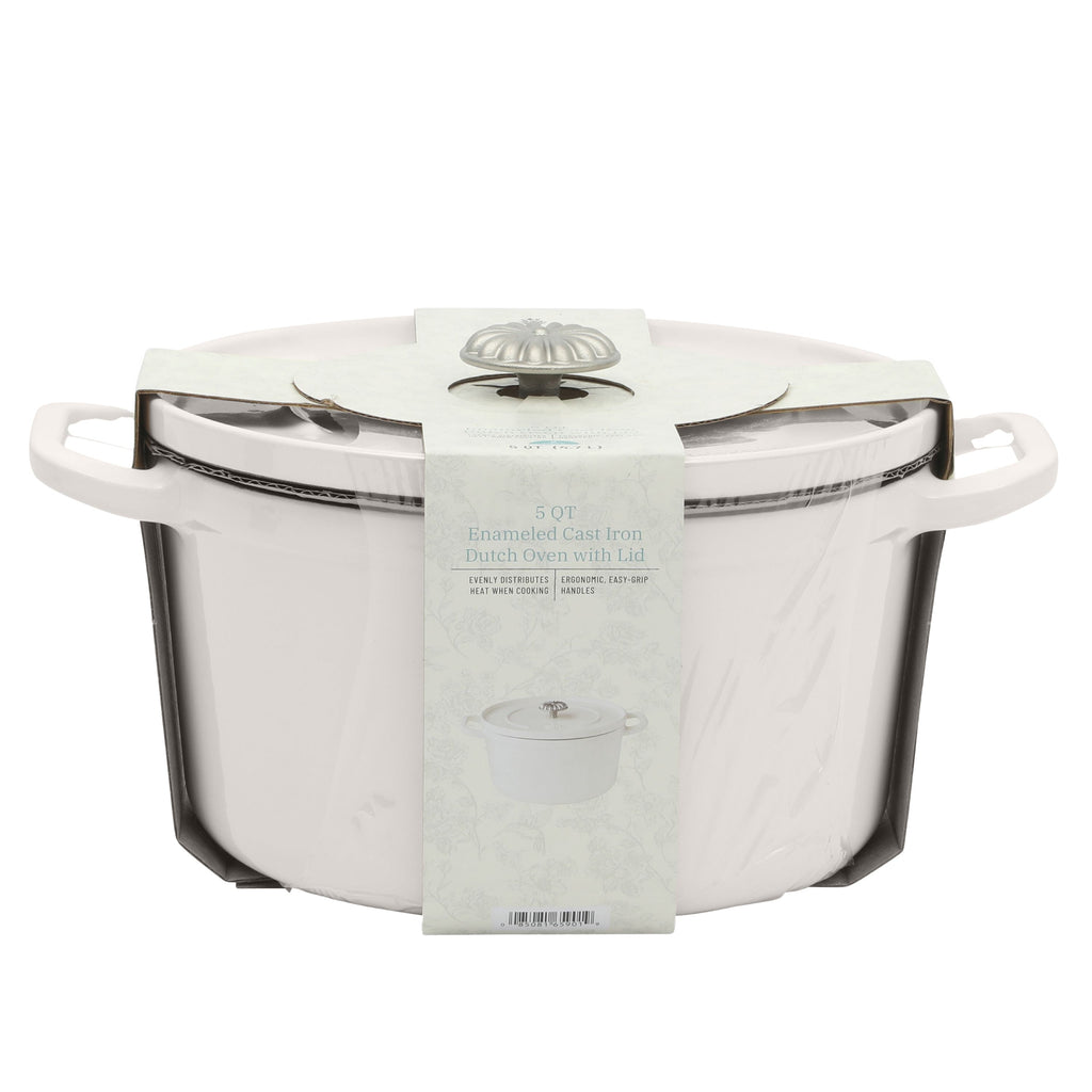 Dutch oven in linen view 16