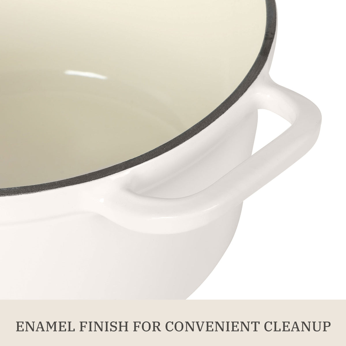 Dutch oven in linen view 5