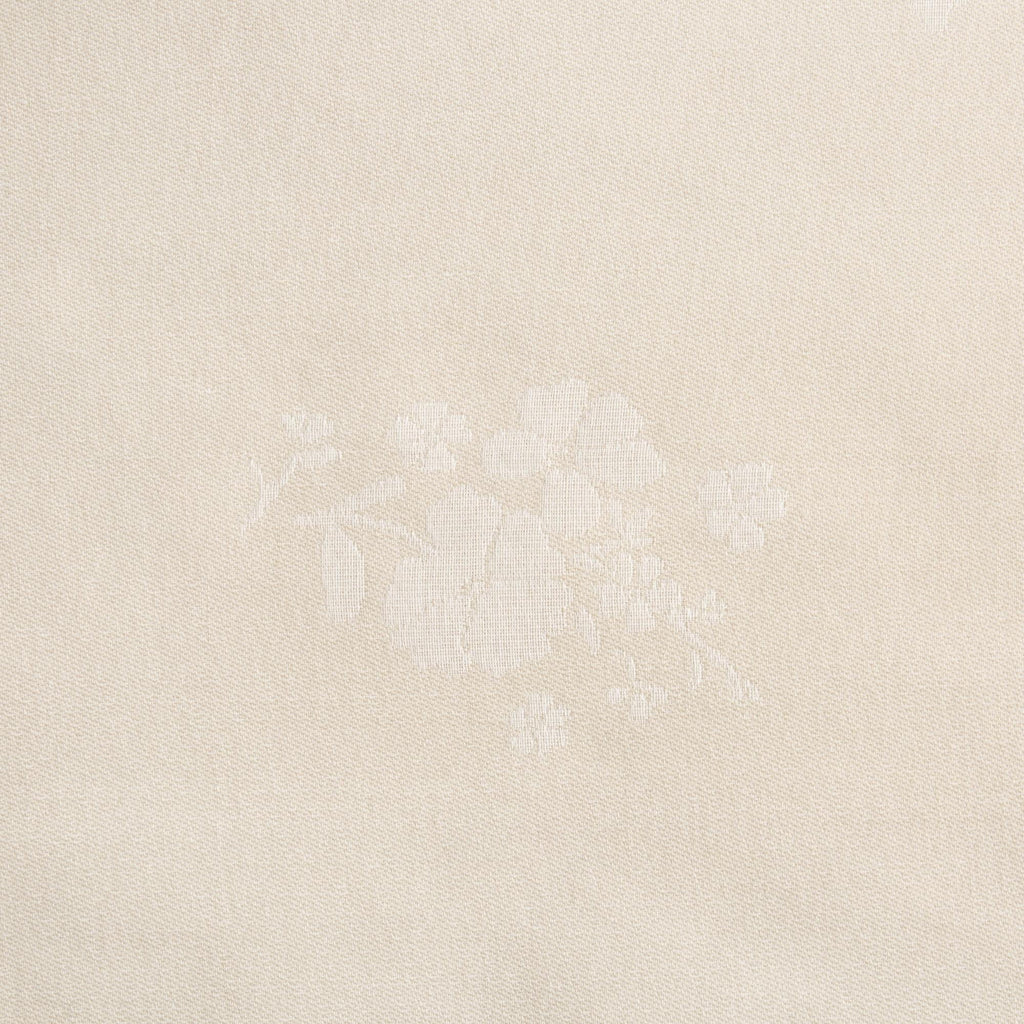 Tablecloth in light taupe view 5