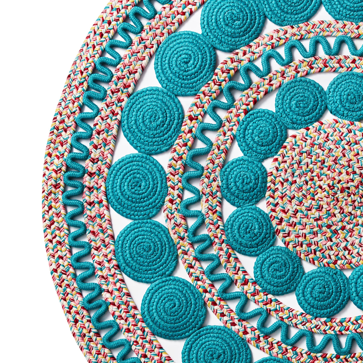 Round rug view 3