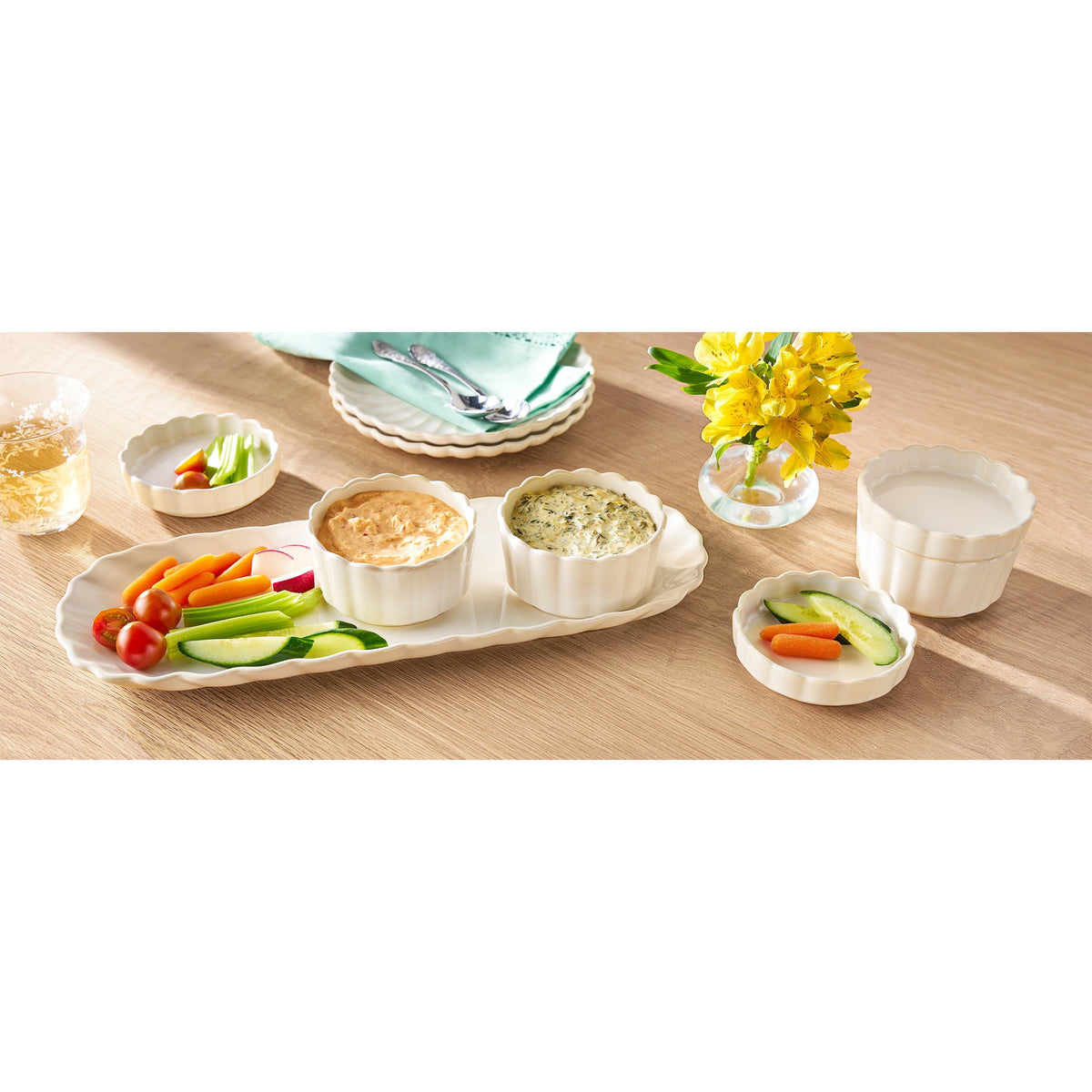 Serving tray set in cream view 5