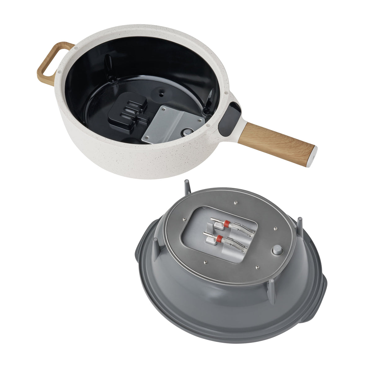 Electric skillet view 4