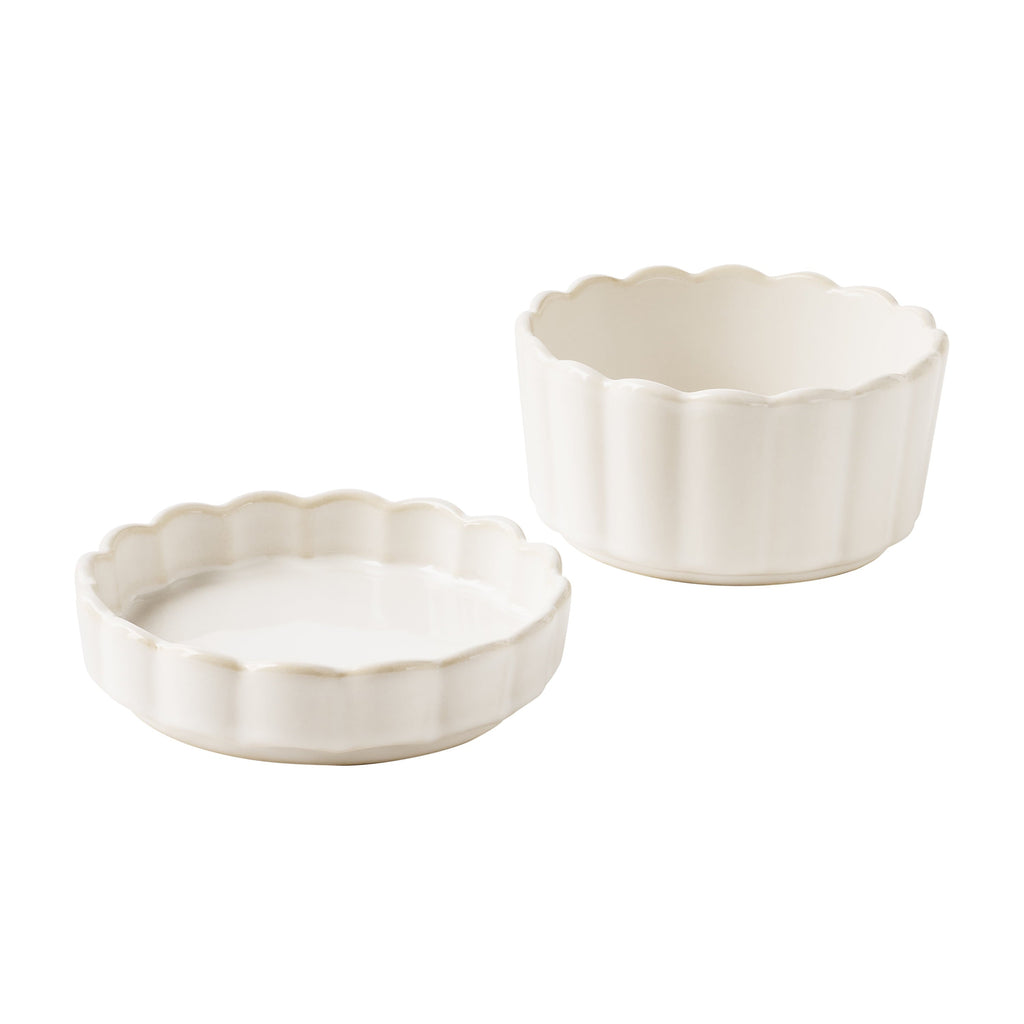 Serving tray set in cream view 3