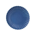 Dinnerware set in blue view 8