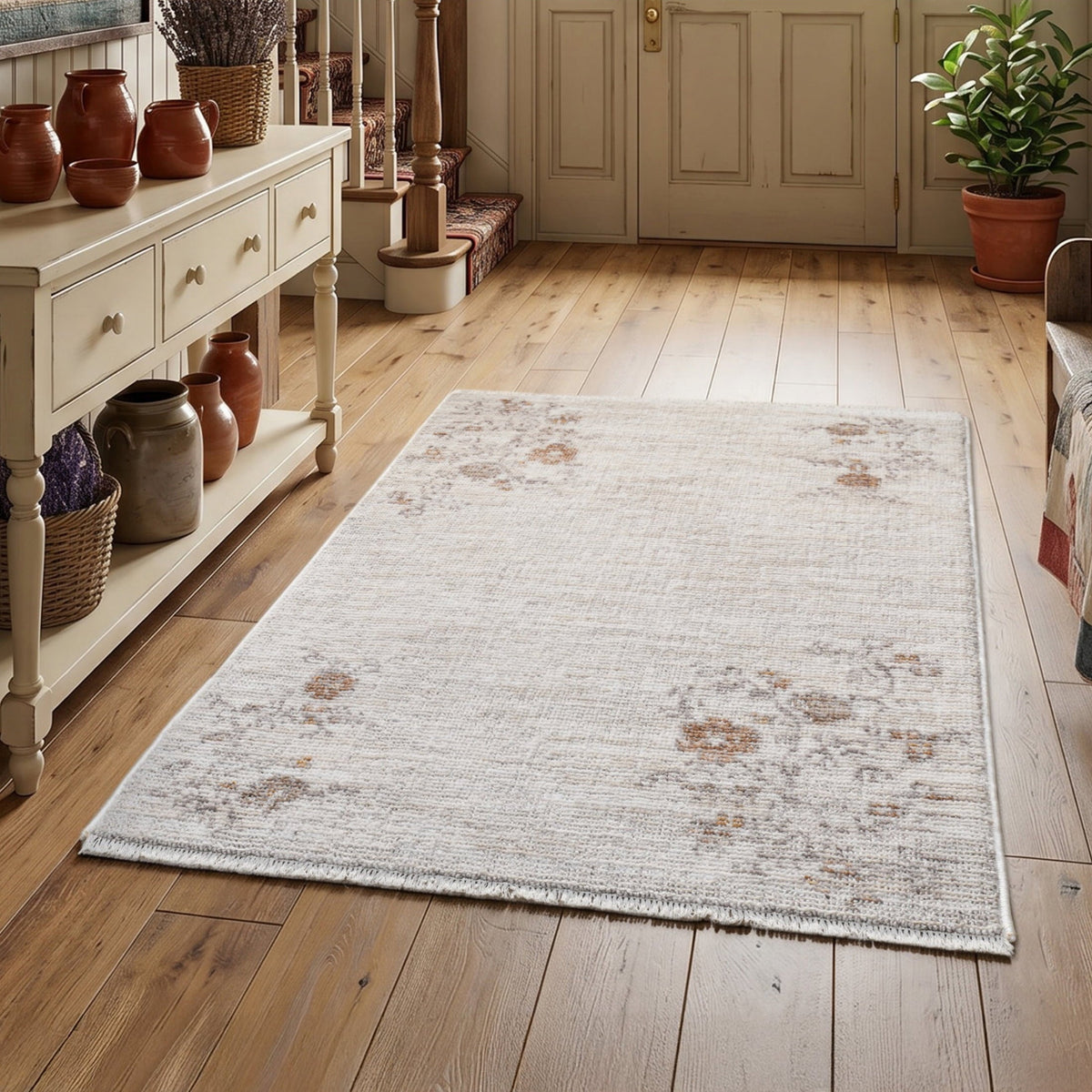 Accent rug in gray view 6