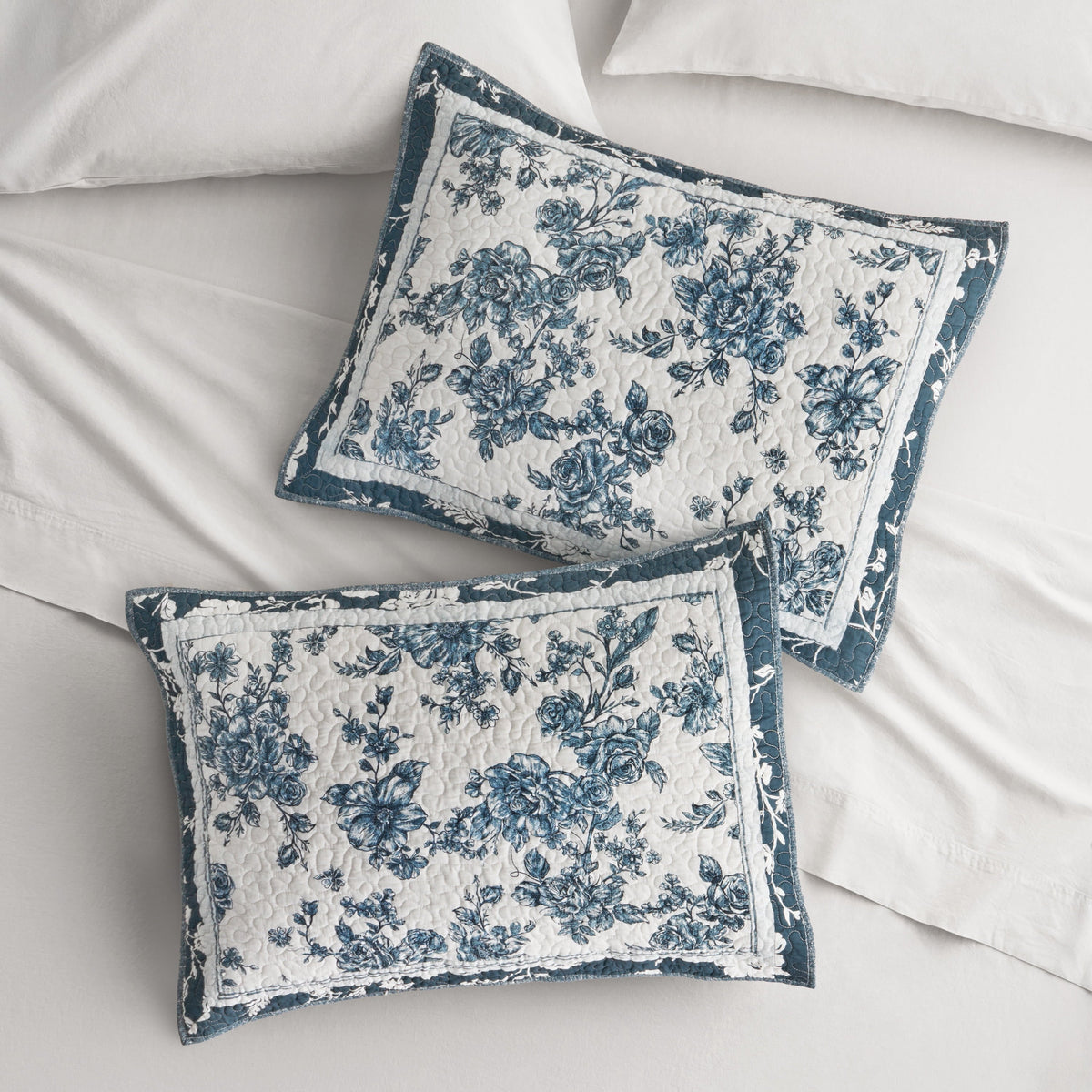 Pillow sham set in Blue Dust