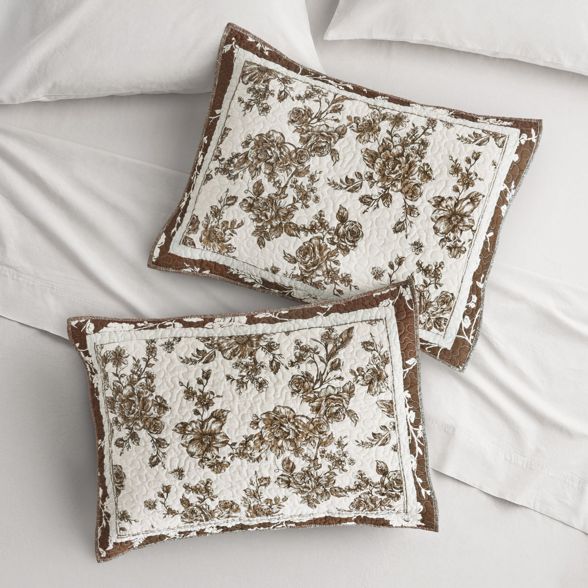 Pillow sham set in Brown