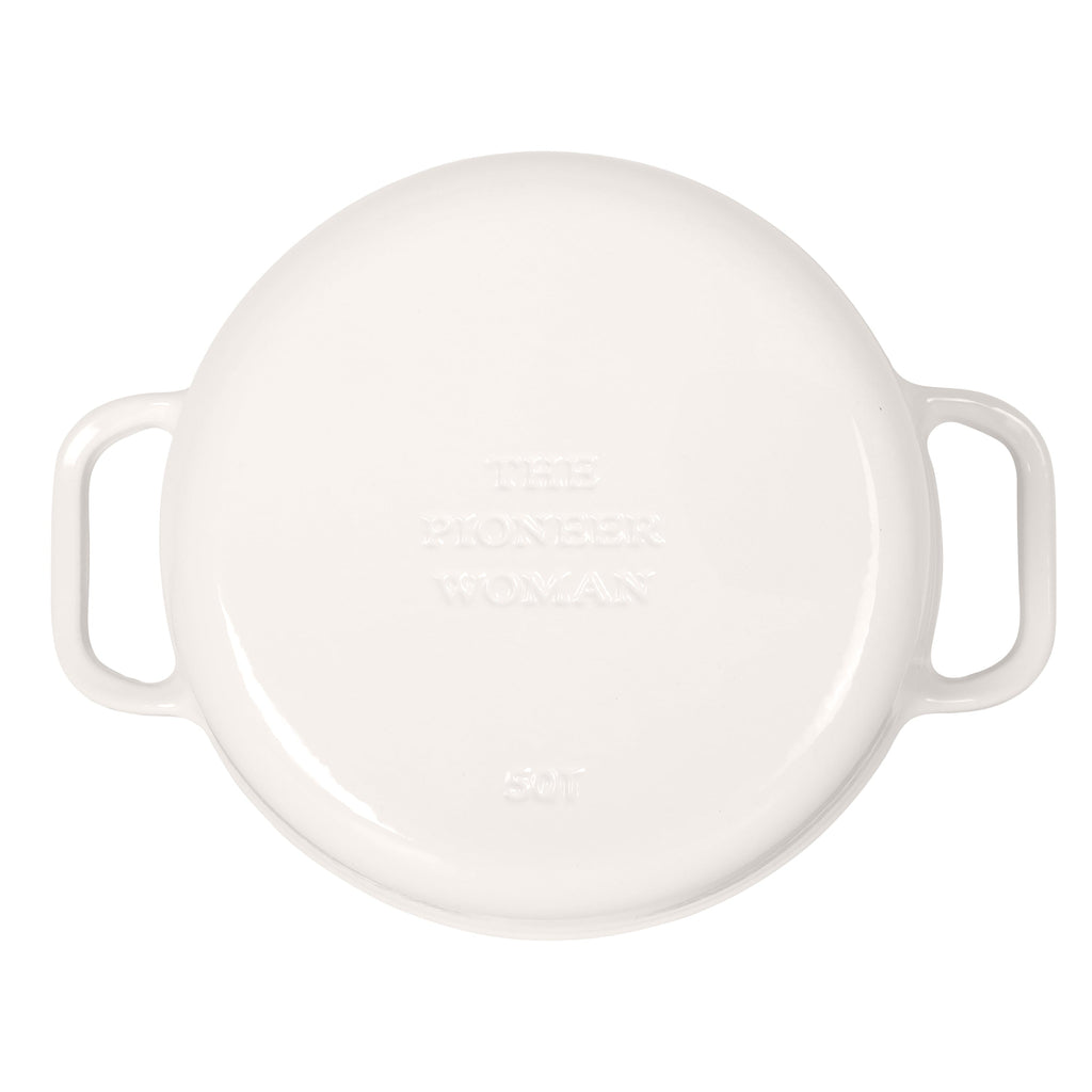 Dutch oven in linen view 14