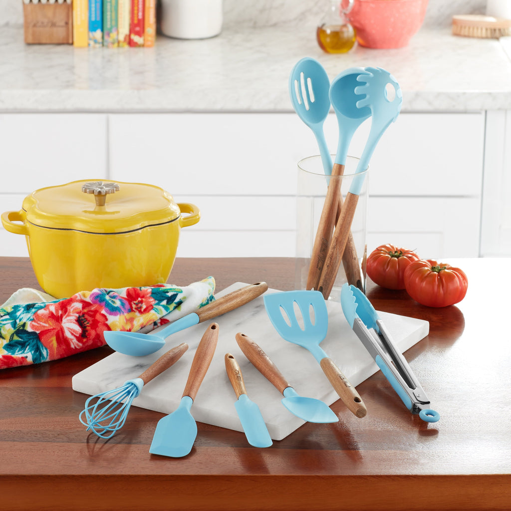 Cooking utensil set in blue view 2