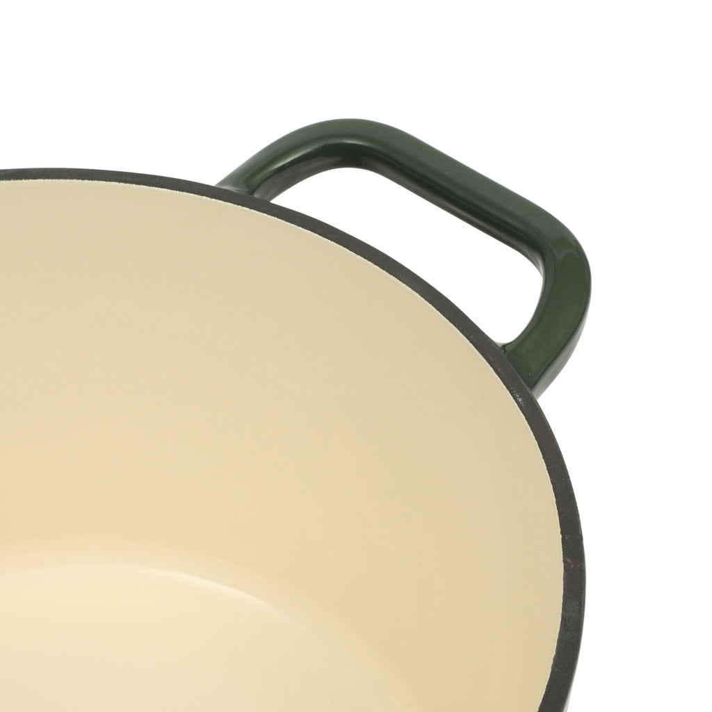 Dutch oven in dark green view 16