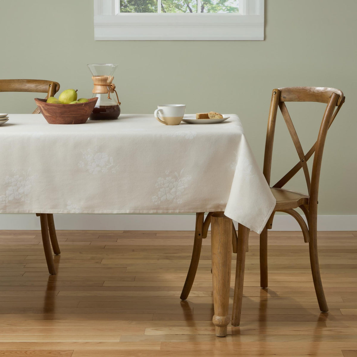 Tablecloth in light taupe view 4