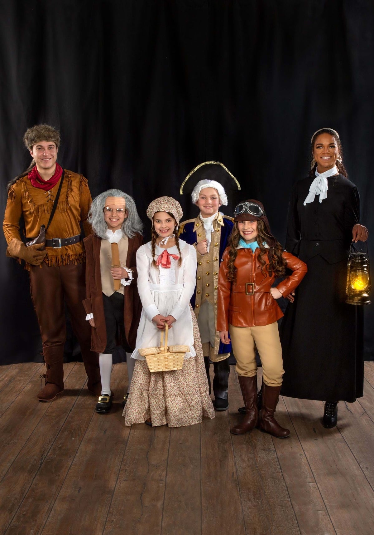 Girls prairie costume view 2